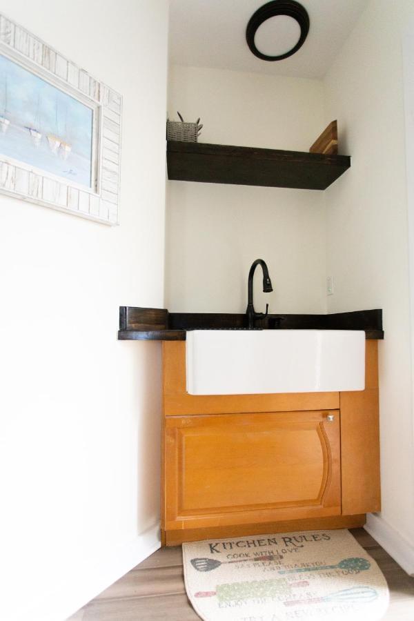 Cozy Studio - Blocks From The Ocean! Jacksonville Beach Ngoại thất bức ảnh